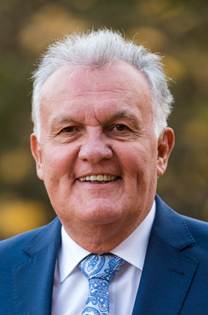 Porträt von Ing. August Zierl